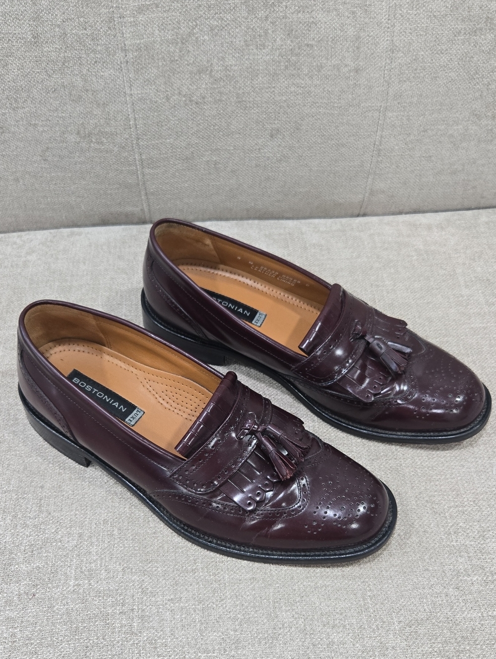 Bostonian Men’s Dark Burgundy Tassel Penny Loafers